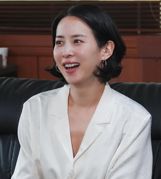 30대도 따라하고싶은 조여정 단발펌 스타일 분석