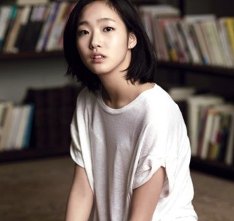 청순한 이미지인데 의외로 파격적인 노출 연기까지…김고은 데뷔작 다시 보니 ‘깜짝’