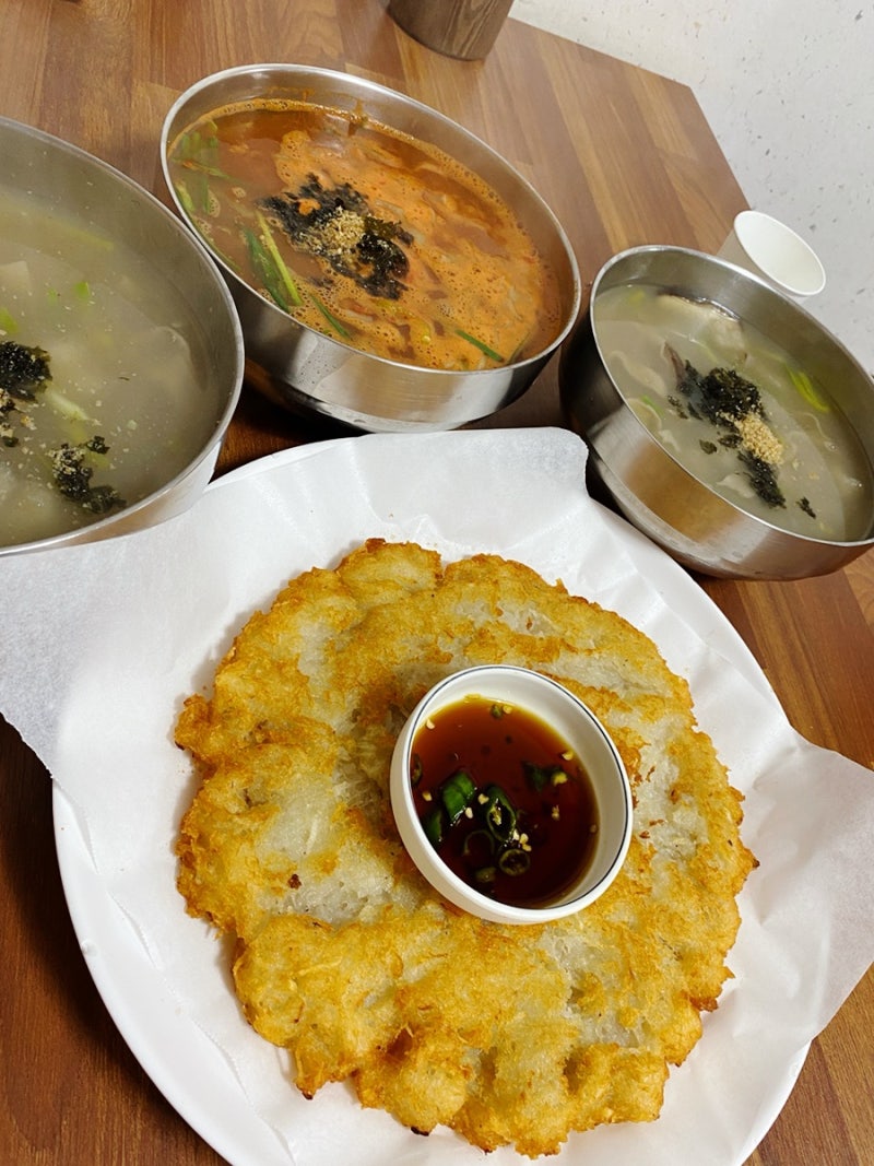[태백] 태백 황지자유시장 줄서서 먹는 ‘부산옹심이칼국수’ 방문후기