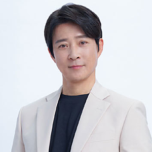 "이 조합 실화야?" 한국인의 밥상 최수종 이찬원 윤주모가 한자리에 모였다
