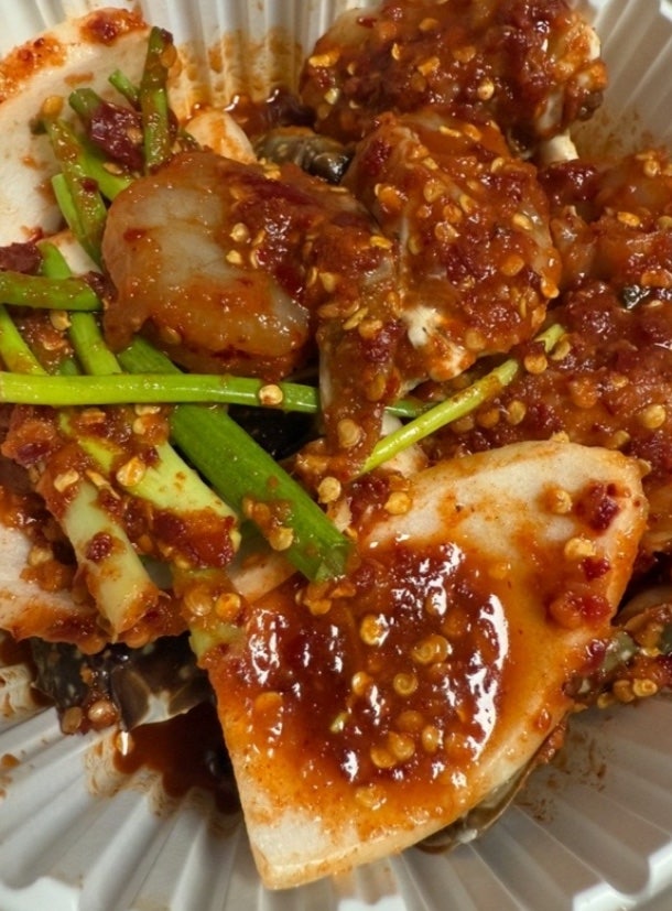 학돌이네 꽃게무침 매콤하면서 땡기는 맛