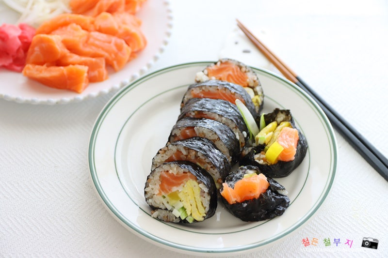 코스트코 연어 맛있게 먹는법 후 생연어회 후토마끼 연어김밥 만들기