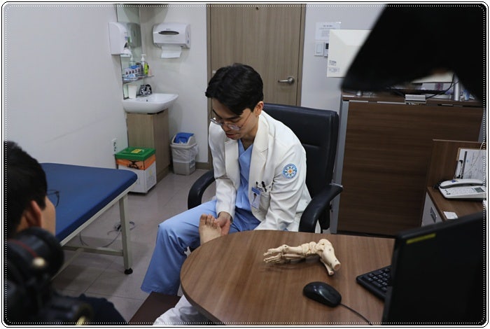 복숭아뼈 부음 통증과 동반 증상을 함께 확인해야 하는 이유