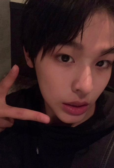 엔시티 위시 리쿠 사진 셀카 남친짤 나이 정보 nct wish