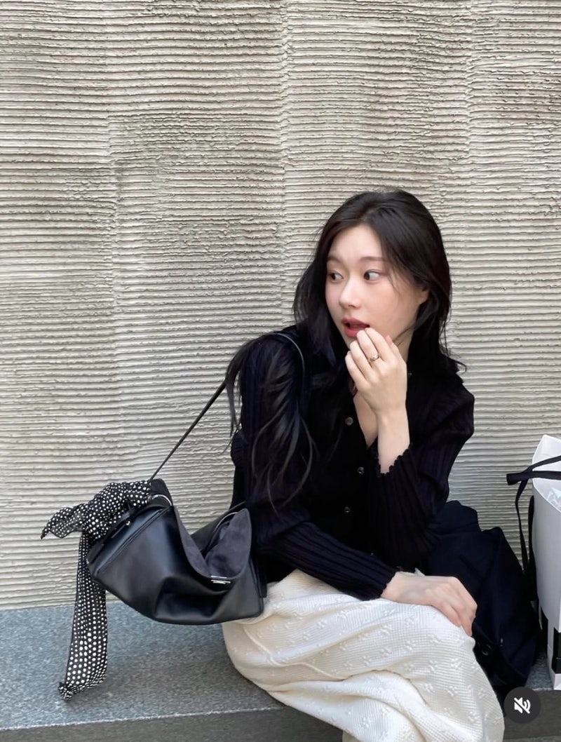 프링글스 한 통 다 못 먹는 잇지 ITZY 채령 인스타 사복 센스 모음.zip (펜필드, 헤티, 리본빛, ....