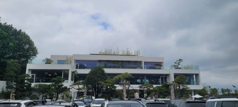 홍종흔 베이커리 천안점, 빵 좋아한다면 구경만 해도 즐거운 대형 베이커리