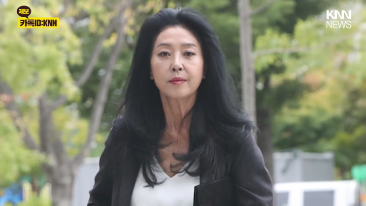 <b>김부선 2억</b> 원 소송 휘말렸다…알고 보니 매달 300만 원씩 오간 돈의 ....
