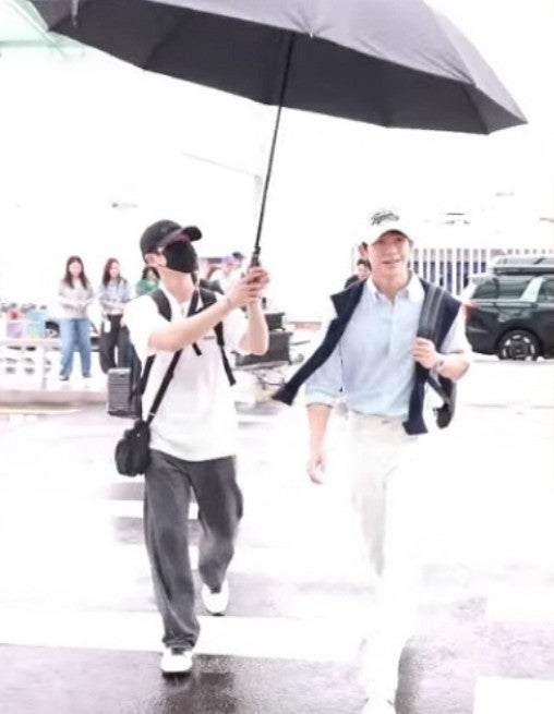 "엄마가 만들어준 제 따까리" 정해인이 밝힌 우산 매니저의 정체