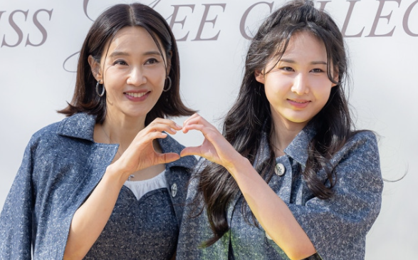 미국 유학만 10년 했는데... "미스코리아 출신 배우 오현경 딸"이 대학원 앞두고 꺼낸 말