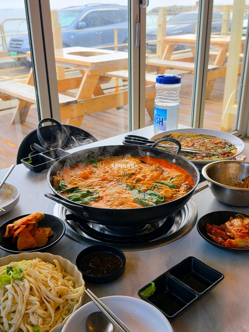 강원도 속초 갈 만한 곳 : 영랑칼국수 속초본점 / 해물샤브장칼국수+해물파전 맛집 / 속초 칼....