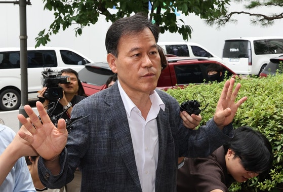 종합특검, 尹정부 ‘<b>관저 이전</b> 의혹’ 정점 김건희·윤한홍 동시 기....