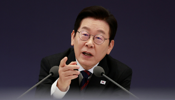 [긴급속보] 이재명 연임 ‘연임 없다’ 요구에 개헌 정국 급변…국민 65.2% 응답까지 겹쳤다