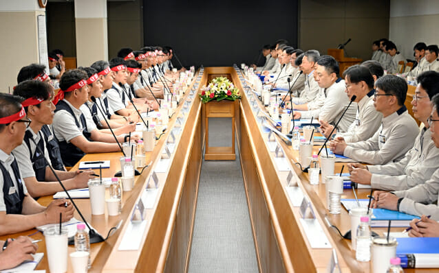 <b>현대차</b> 노조 10년 만에 <b>전면파업</b> 추진…21일 8시간 생산라인 멈춘다