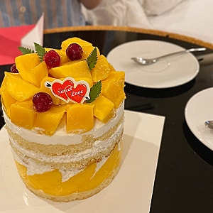 쏠비치 양양 근처 홀케익 맛집 대형 베이커리 카페, 숲속의빈터