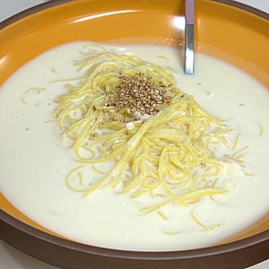 더운 여름날 별미 두유제조기로 초간단 콩국수 콩물 콩국물 만들기