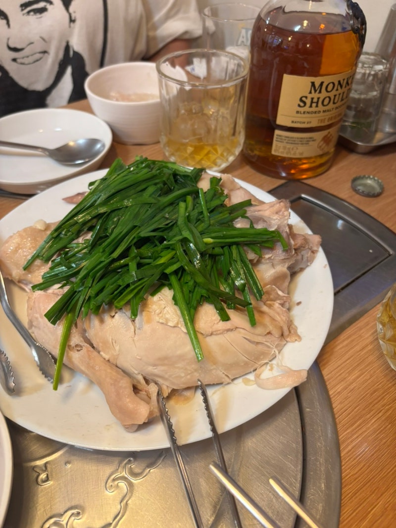 약수동 춘천막국수 이북식찜닭 콜키지프리식당