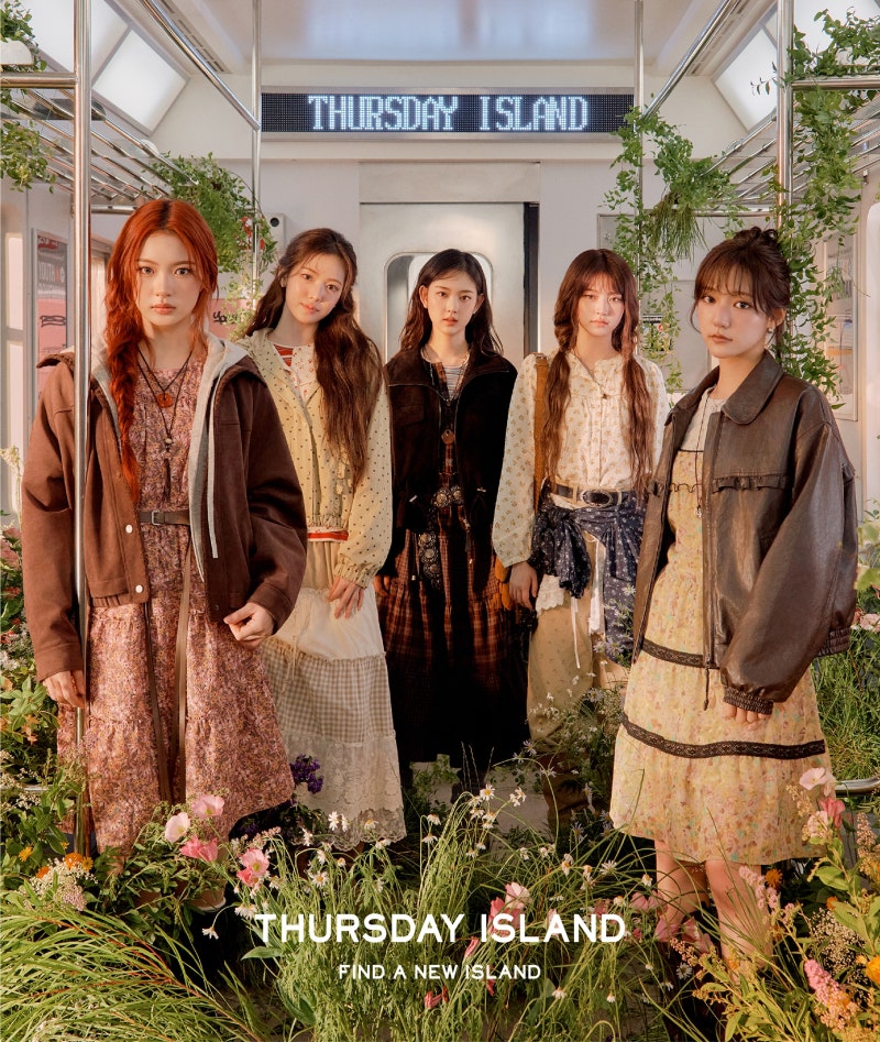 써스데이 아일랜드 X 키키(KiiiKiii)26 가을 캠페인 화보 패션 속 가죽 자켓, 니트, 여성 플라워 ....