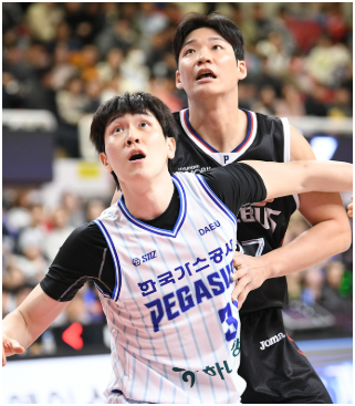 “외국인 2명 뛰면 내 시간이 줄어들 수도…” 김준일이 꺼낸 말, 한국가스공사에서 살아남....