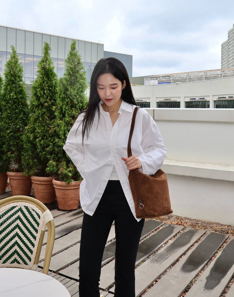 빈폴액세서리 비엔백 스웨이드 30대 여성 가방 가을 데일리백 숄더백 추천