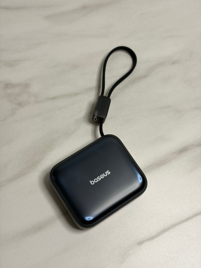 베이스어스 휴대용 보조배터리 구매후기 45W 미니 파워뱅크 10000mAh