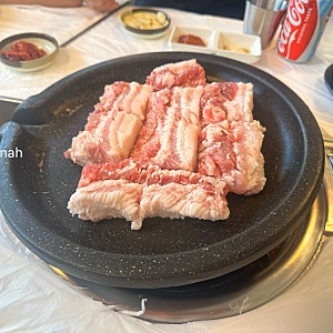 여수댁 한나언니) 여수현지인맛집 겨비창고 꽃삼겹 꼭이요!