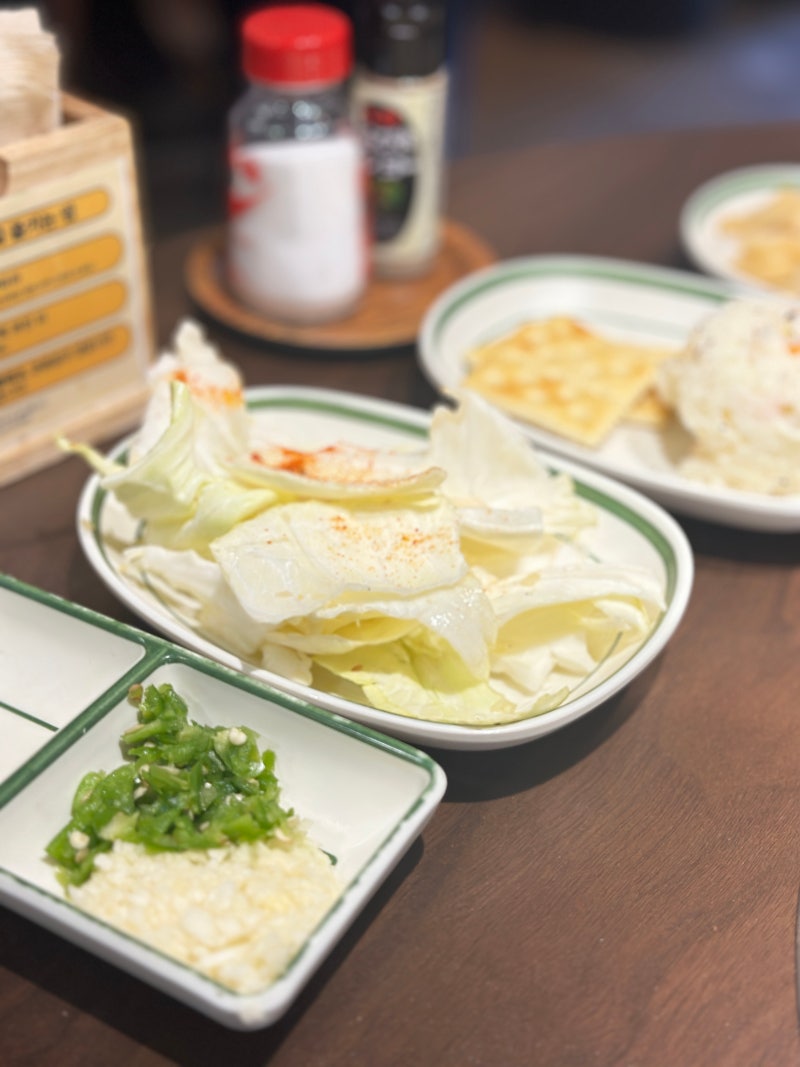 삼산 골목 한복판, 잠시 일본을 다녀오다 - '야끼니꾸 만게츠 울산 삼산점'