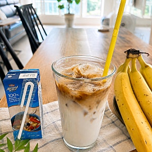아침 운동 후 즐기는 나만의 홈카페! 아몬드브리즈 아메리카노 샷 라떼 만들기 ☕️