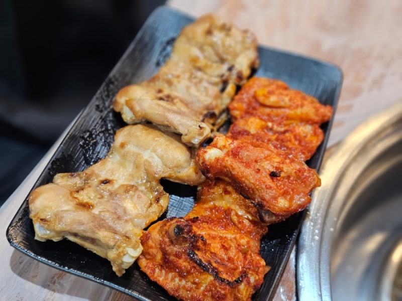 [홍천] 비발디파크 오션월드 근처 맛집 탑골숯불닭갈비 양념 간장구이 치즈계란찜 먹어본 이....
