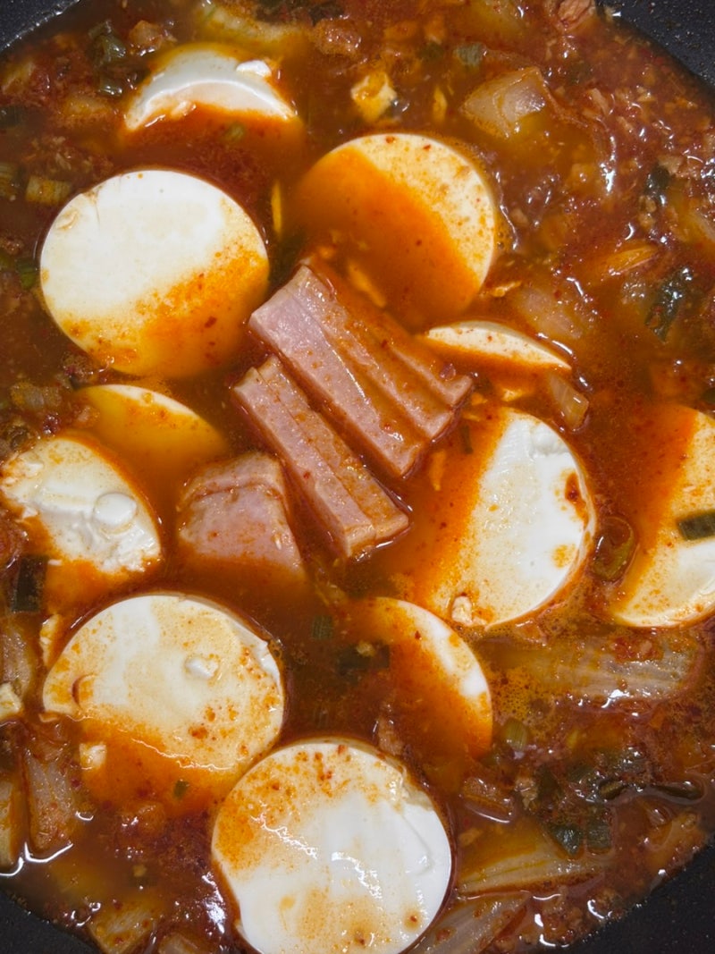 집에서 끓였는데 식당 맛나는 스팸 순두부찌개 류수영 편스토랑 레시피