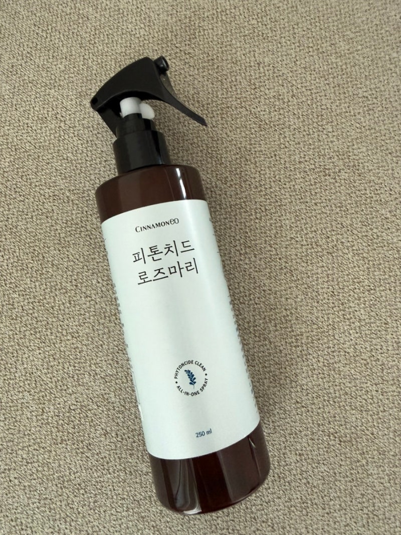 홀애비냄새제거부터 화장실 냄새, 섬유 탈취까지 한 번에 해결하는 스프레이