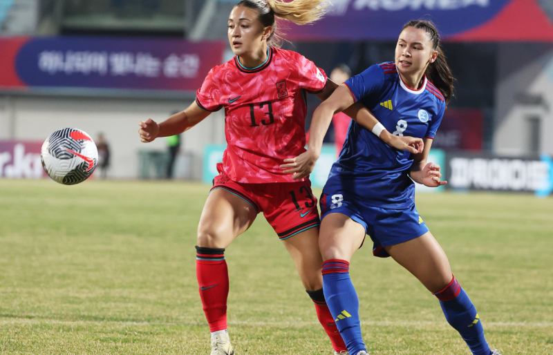 “19세에 벌써 A매치 24경기?” 한국 여자축구의 미래 케이시 페어, 네덜란드 명문 페예노르트....