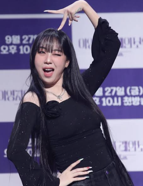 "Thought Winning High School Rapper Was the End?" How Lee Young-ji Conquered Entertainment, Music, and YouTube