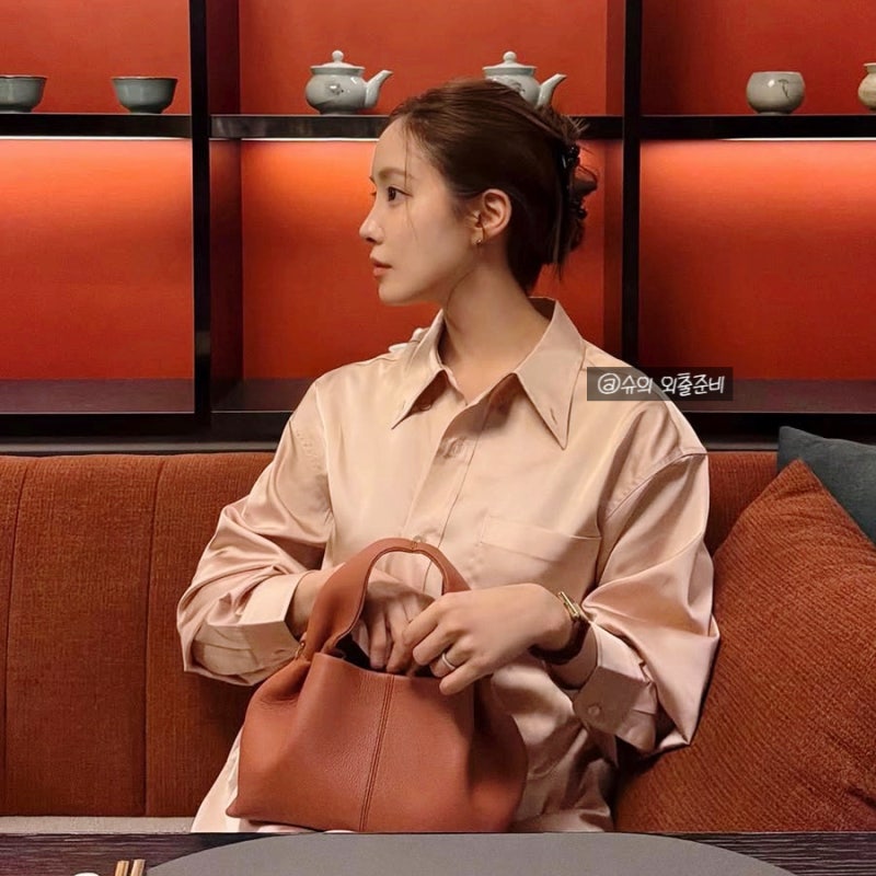 효민 가방, 알고 보니.. 프랑스 하이엔드 브랜드였다 가격은?
