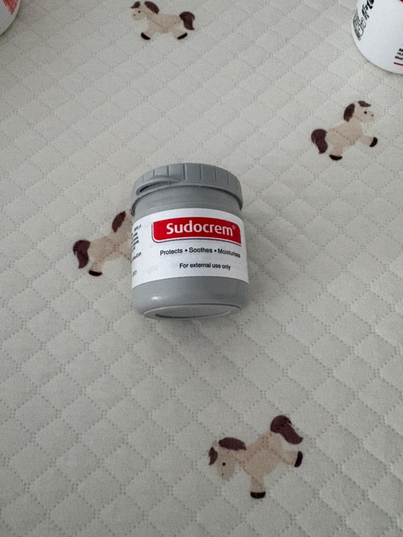 [내돈내산] 수도크림(Sudocrem) 효과 및 솔직 후기! 기저귀 발진 완벽 케어법 (feat. 비판텐 비교 &....