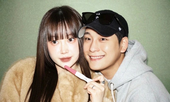 나인뮤지스 금조♥백기범, 결혼 4년 만에 득남…부자지간 첫 셀카 공개