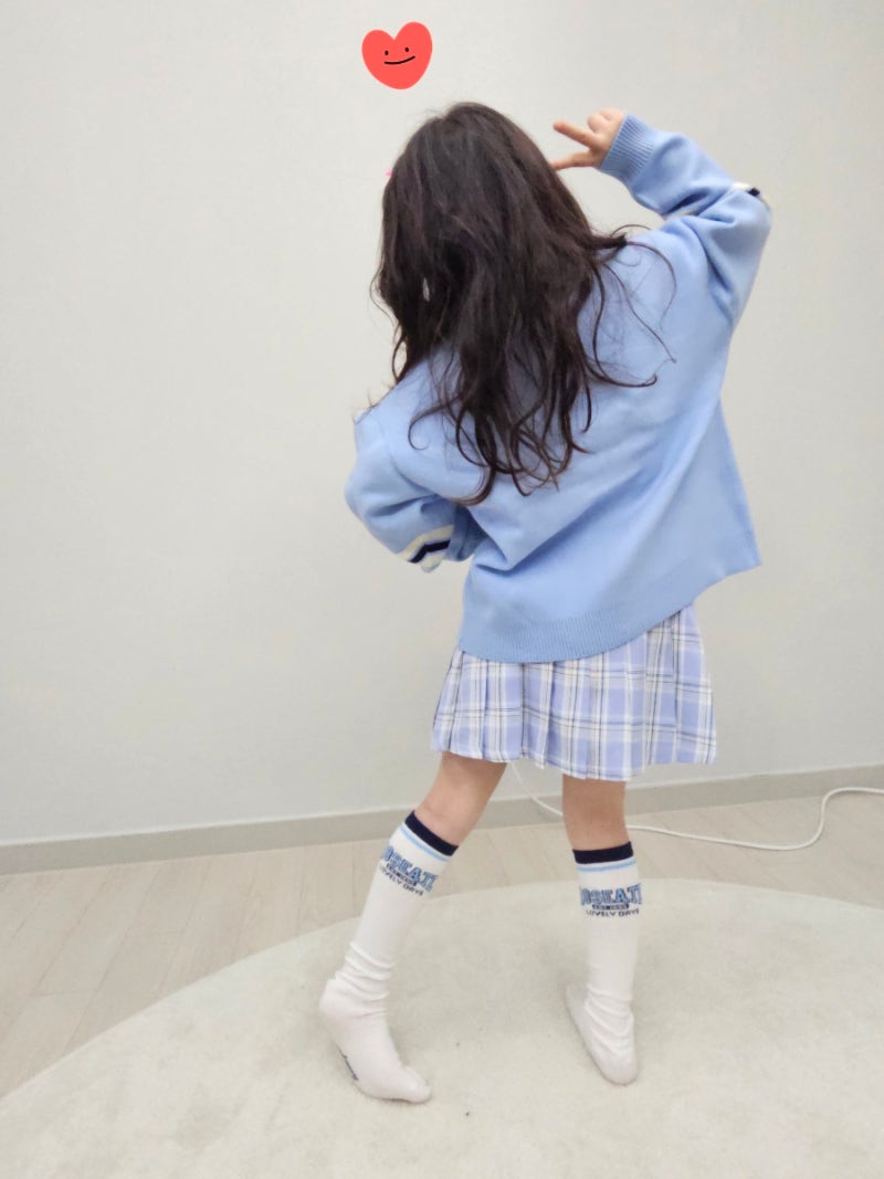 초등 저학년 여아 옷, 어디서 사야 할까? 초1 입학 전 직접 사본 로엠걸즈 후기 (사진속 아이....