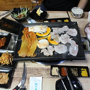여수 삼겹살 성산회관 한돈모둠세트 먹어본 후기 (생삼겹, 꽃삼겹, 대패삼겹)