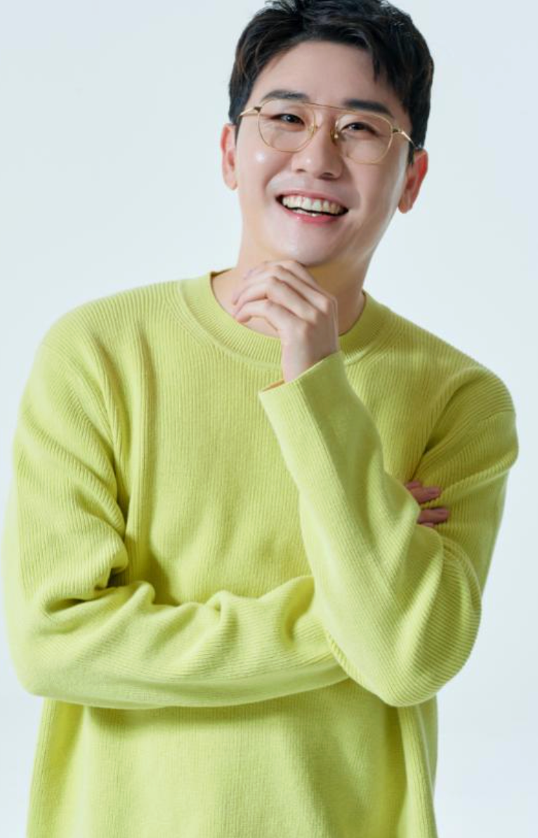 영탁 나이 프로필 본명 미스터트롯 가수 고향 학력 재산 소속사 근황 총정리