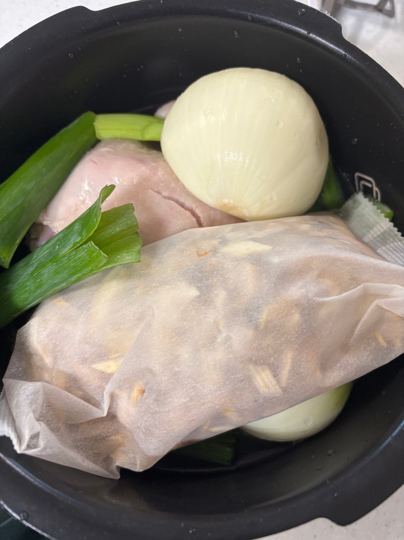 전기압력밥솥으로 만드는 초초초간단 누룽지닭백숙, 만능찜 80분이면 완성