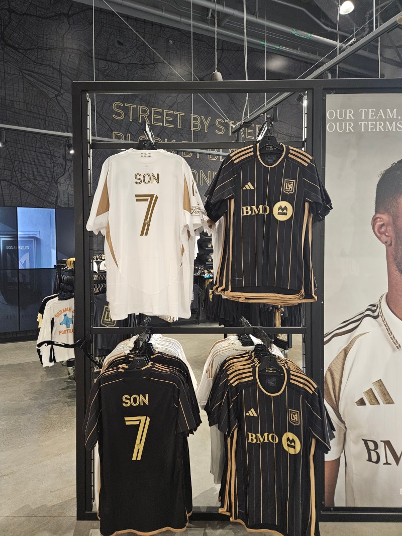 LAFC 경기장 스토어에서 손흥민 유니폼 구매, 마킹하는 법