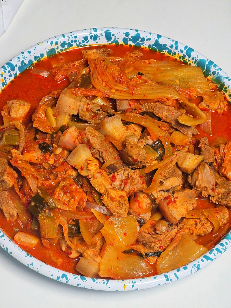 돼지고기 앞다리살 김치찜 황금 레시피 공유