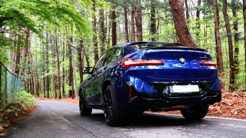 "단종을 앞둔 최고의 SUV.." 2025 BMW X4 M 컴페티션 모의견적 정보 제원 포토