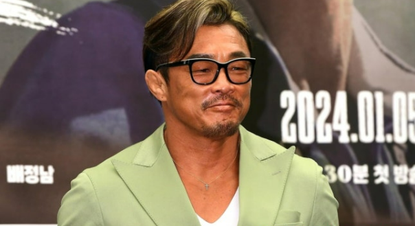 <b>추성훈</b>, 돌연 방송 활동 줄인다…11월 <b>은퇴전</b>에 집중하는 이유