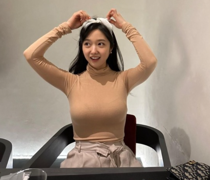 이혜성 최근 근황.jpg 전현무와 결별 후 더 바빠진 ‘뇌섹녀’의 삶