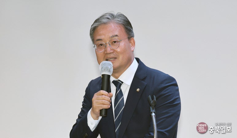 이연희 국회 의원 프로필 고향 학교 경력 선거 이력 민주당 전략기획위원장 의정 활동 지역....