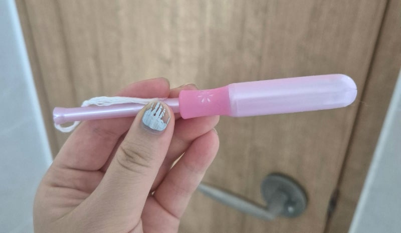 생리 중에 수영장 괜찮나요? 직접 실험 후기 (+탐폰 사용법)