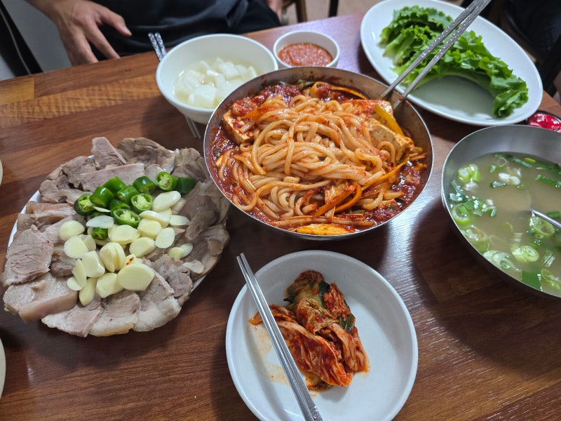 대전맛집 광천식당 주차 웨이팅 수육 양념면 평일 방문 후기