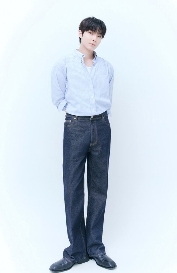 민방위 3년 차인데 교복을 또 입었다고? 황인엽 동안 외모의 민낯