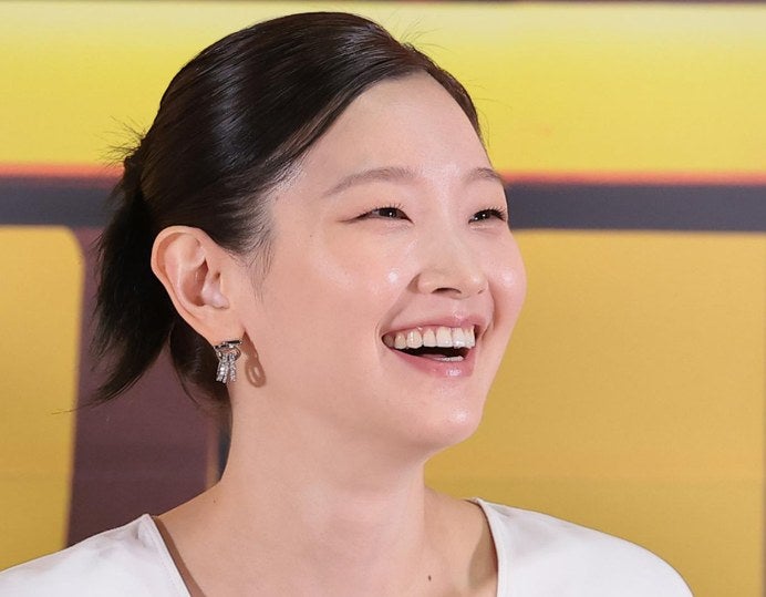 박소담 목에 혹 13개, '충무로 공무원'이 놓친 3년의 침묵