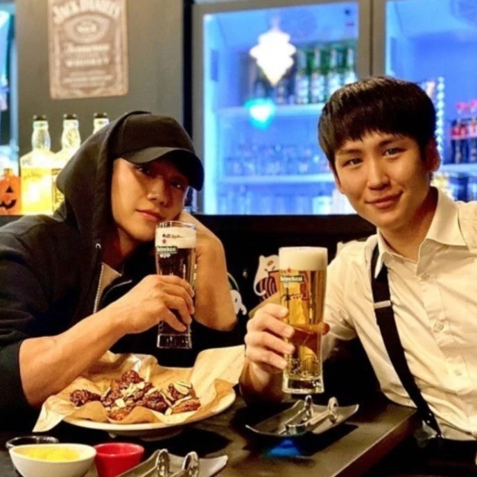 공항서 우산 들던 남자의 반전 정체 + 정해인 친동생 정해준 누구?